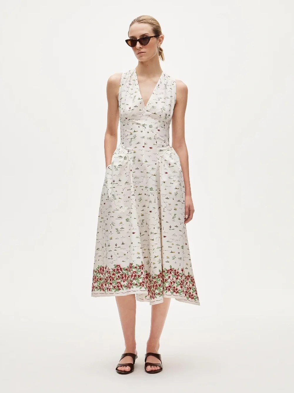 V-neck dress. In map print